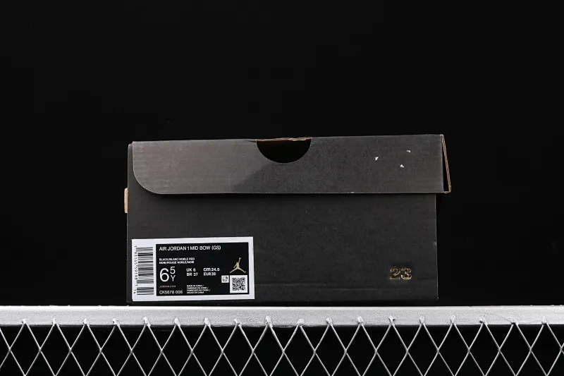 All categories Air Jordan Jordan series basketball shoes Air Jordan 1 Mid CLOT x Air Jordan 1 Mid "Fearless" AJ1 Joe 1 mid-top white silk CK5678-006